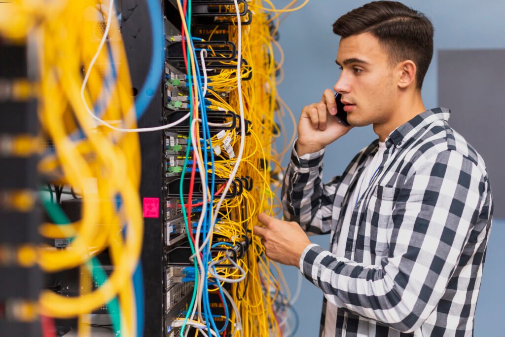 Data Center PDU Improve Energy Efficiency and Monitoring?