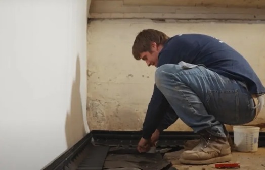 7 Signs that Your Basement is Leaking and Need a Repair - Click To Write