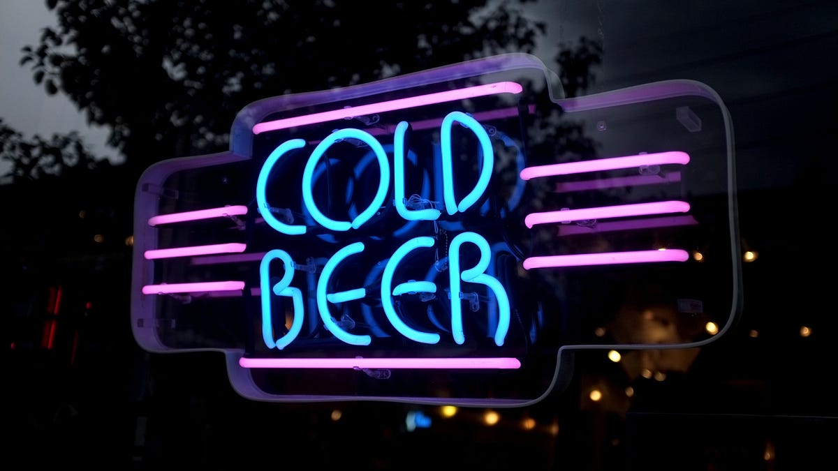 Custom Neon Signs for Bars and Nightclubs: Lighting Up the Nightlife Experience | by Neon Designs | Mar, 2025 | Medium