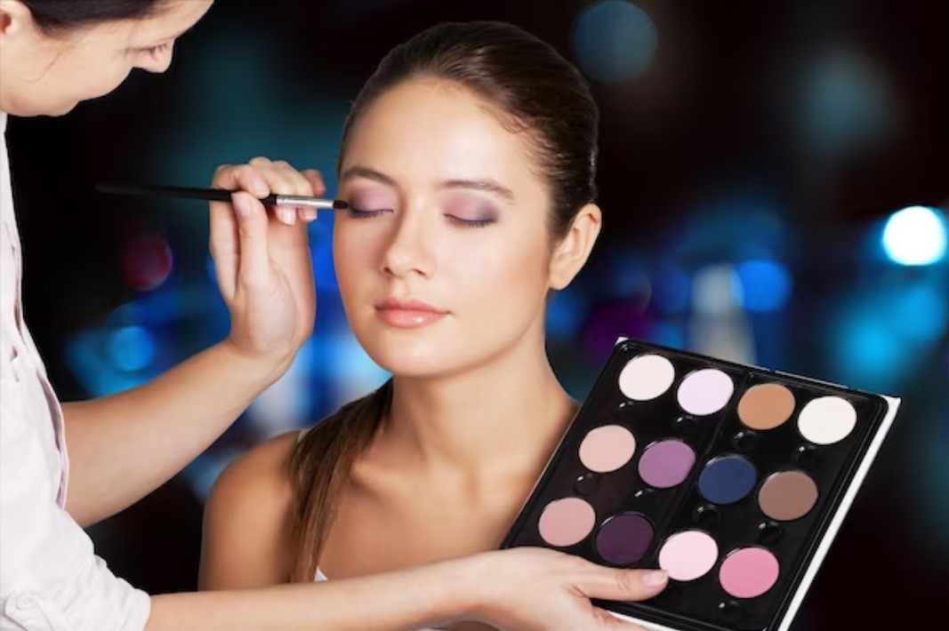 Top Beauty Academies in Delhi NCR: Your Guide to the Best Institutes for Aspiring Beauty Professionals
