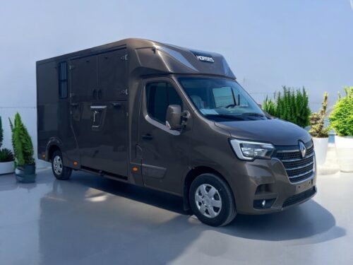 Finding the Right Fit with Horse Trucks and Horse Boxes for Sale - Latest News
