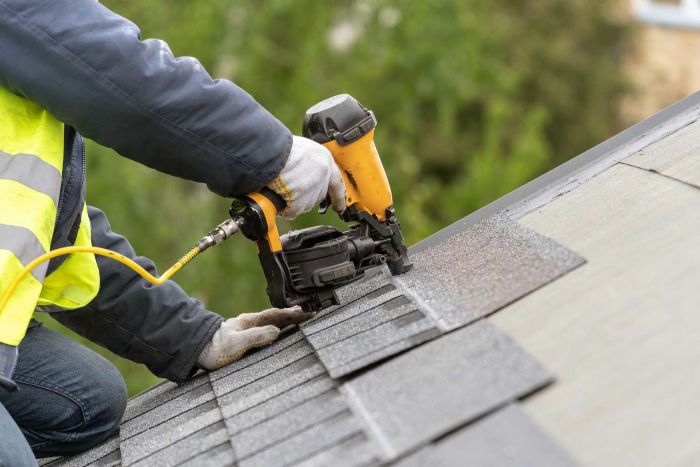 How to Handle Emergency Roof Leak Repairs: Signs, Steps & Costs - Click Cosmos