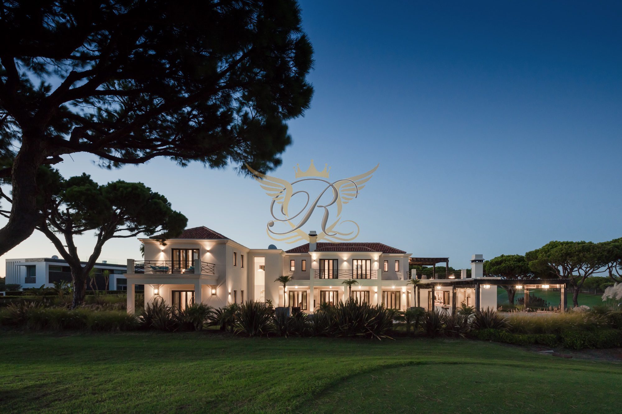 Making Your Luxury Villa Feel Like Home - Expert Tips