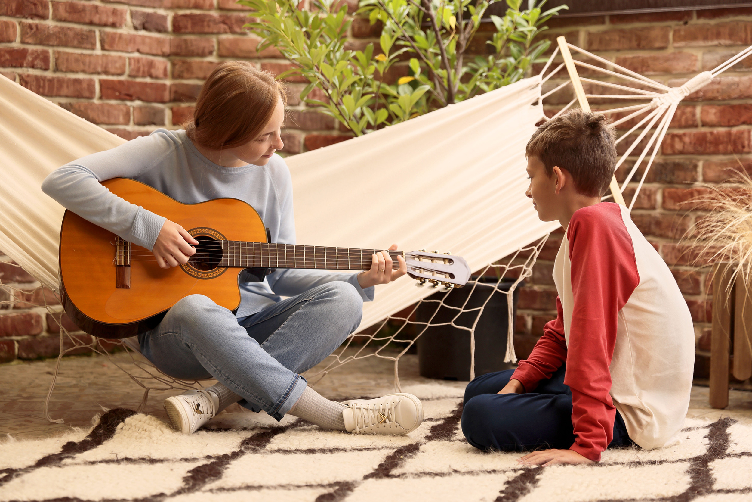 Guitar Lessons Stevenage | Private, Beginner & Adult Guitar Teacher